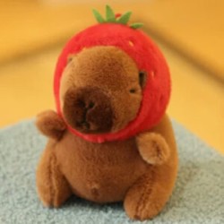 Capybara Gorro Fresa