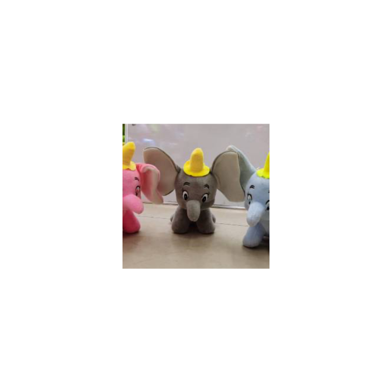 Elefante con sombrero de plátano